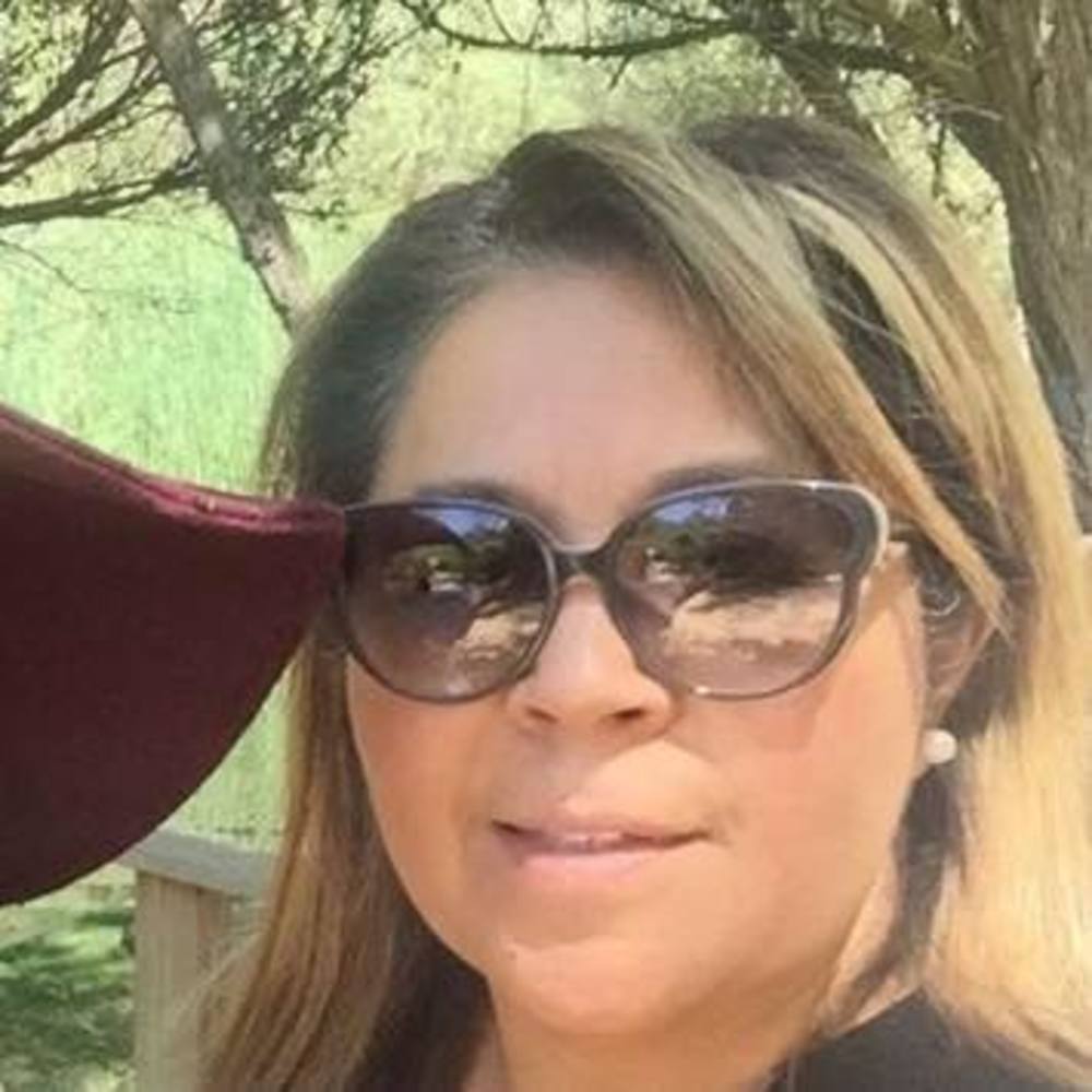 Meet your Posher, Gabriela